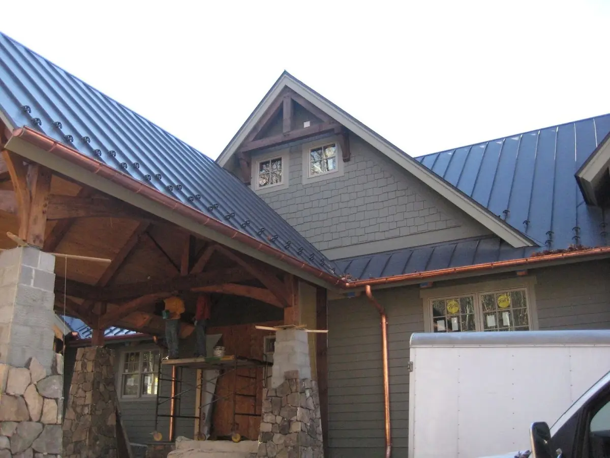 Craftsman Roofing team delivering quality roofing work in Gaston